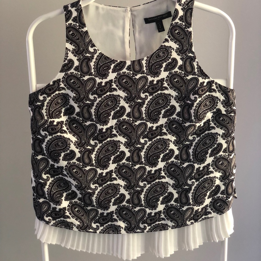 Black and white patterned blouse